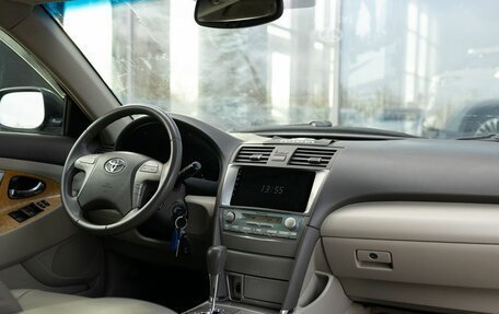 Toyota Camry, 2007 год, 900 000 рублей, 7 фотография