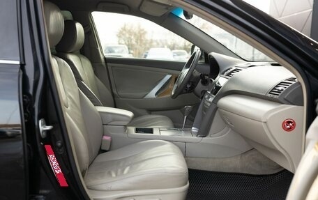 Toyota Camry, 2007 год, 900 000 рублей, 17 фотография