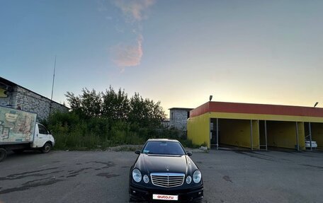 Mercedes-Benz E-Класс, 2003 год, 900 000 рублей, 6 фотография