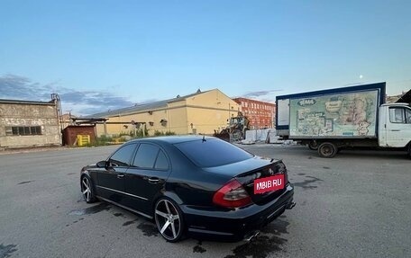 Mercedes-Benz E-Класс, 2003 год, 900 000 рублей, 4 фотография