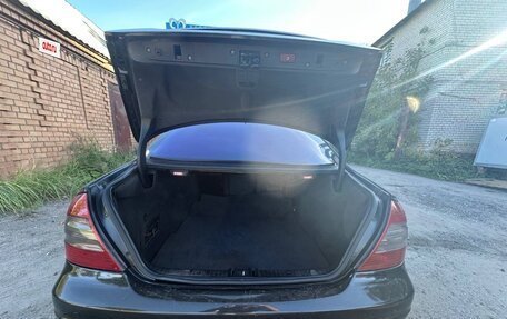 Mercedes-Benz E-Класс, 2003 год, 900 000 рублей, 12 фотография