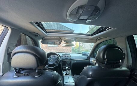 Mercedes-Benz E-Класс, 2003 год, 900 000 рублей, 11 фотография