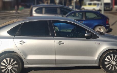 Volkswagen Polo VI (EU Market), 2014 год, 575 000 рублей, 2 фотография