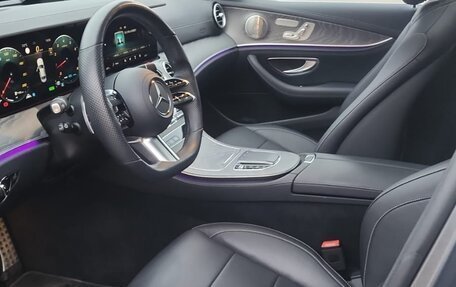Mercedes-Benz E-Класс, 2022 год, 5 600 000 рублей, 11 фотография