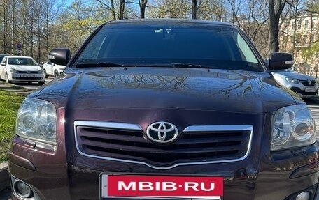 Toyota Avensis III рестайлинг, 2007 год, 1 030 000 рублей, 5 фотография