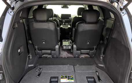 Toyota Sienna, 2025 год, 8 500 000 рублей, 10 фотография