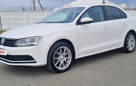 Volkswagen Jetta VI, 2015 год, 1 265 000 рублей, 2 фотография