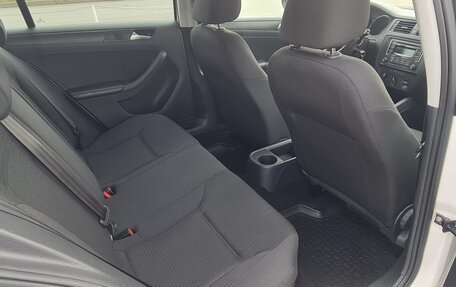 Volkswagen Jetta VI, 2015 год, 1 265 000 рублей, 25 фотография