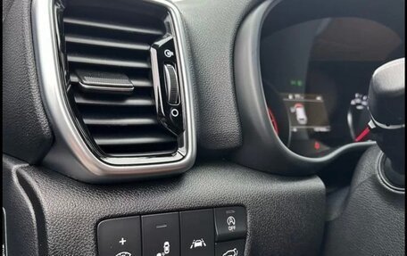 KIA Sportage IV рестайлинг, 2019 год, 2 600 000 рублей, 9 фотография