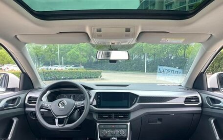 Volkswagen T-Cross I, 2021 год, 1 305 000 рублей, 8 фотография