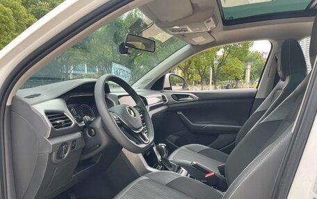 Volkswagen T-Cross I, 2021 год, 1 305 000 рублей, 9 фотография