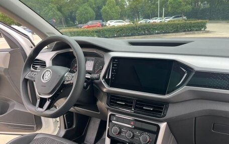 Volkswagen T-Cross I, 2021 год, 1 305 000 рублей, 13 фотография