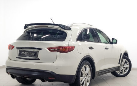 Infiniti QX70, 2014 год, 2 395 000 рублей, 5 фотография