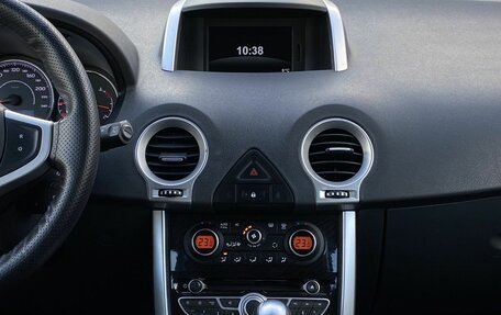 Renault Koleos I рестайлинг 2, 2012 год, 1 069 000 рублей, 12 фотография