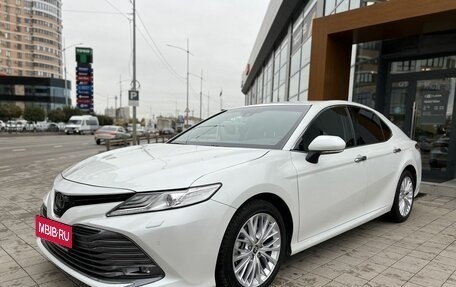 Toyota Camry, 2020 год, 3 220 000 рублей, 1 фотография