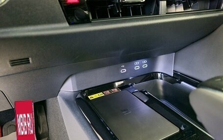 Toyota Camry, 2024 год, 5 990 000 рублей, 15 фотография