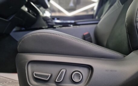 Toyota Camry, 2024 год, 5 990 000 рублей, 17 фотография