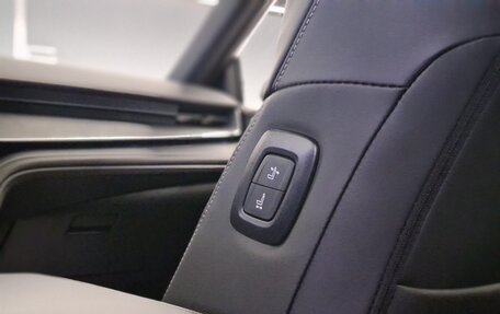 Toyota Camry, 2024 год, 5 990 000 рублей, 18 фотография