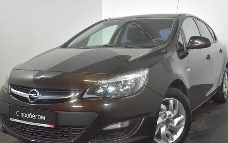 Opel Astra J, 2014 год, 729 000 рублей, 3 фотография