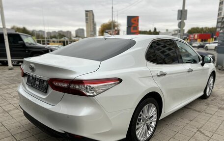 Toyota Camry, 2020 год, 3 220 000 рублей, 5 фотография