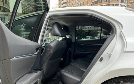 Toyota Camry, 2020 год, 3 220 000 рублей, 20 фотография