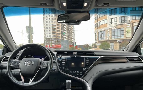 Toyota Camry, 2020 год, 3 220 000 рублей, 23 фотография