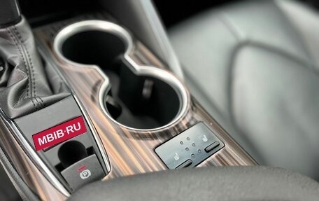 Toyota Camry, 2020 год, 3 220 000 рублей, 19 фотография