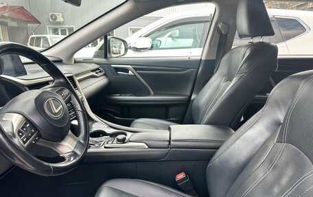 Lexus RX IV рестайлинг, 2018 год, 4 000 000 рублей, 15 фотография