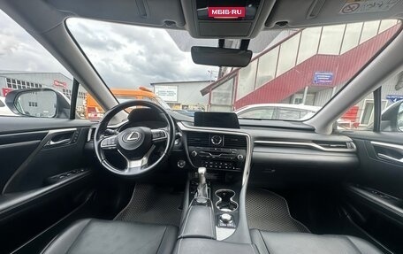 Lexus RX IV рестайлинг, 2018 год, 4 000 000 рублей, 14 фотография