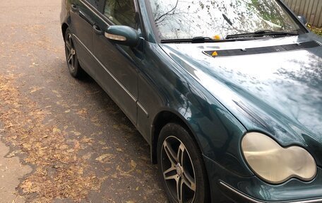 Mercedes-Benz C-Класс, 2002 год, 550 000 рублей, 2 фотография