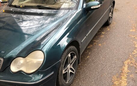 Mercedes-Benz C-Класс, 2002 год, 550 000 рублей, 3 фотография