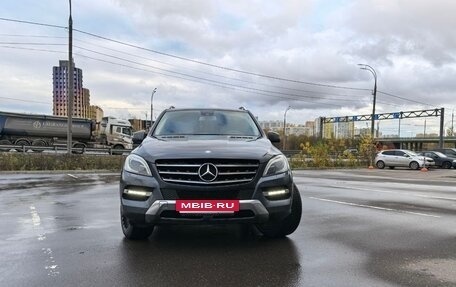 Mercedes-Benz M-Класс, 2012 год, 2 100 000 рублей, 2 фотография