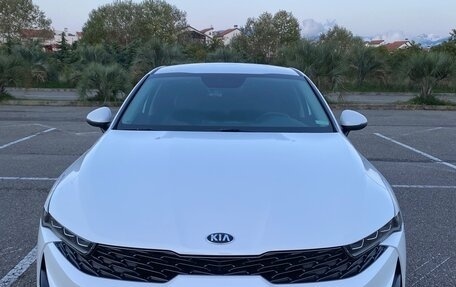 KIA K5, 2020 год, 2 400 000 рублей, 3 фотография