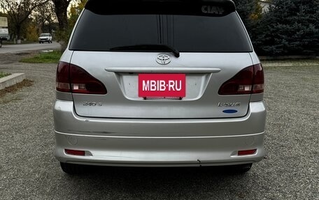 Toyota Ipsum II, 2001 год, 880 000 рублей, 6 фотография