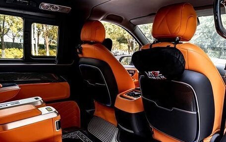 Mercedes-Benz V-Класс, 2022 год, 3 220 000 рублей, 4 фотография