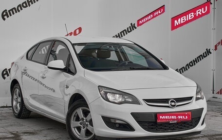 Opel Astra J, 2013 год, 800 000 рублей, 3 фотография