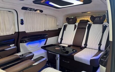 Mercedes-Benz V-Класс, 2022 год, 2 850 000 рублей, 9 фотография