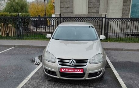 Volkswagen Jetta VI, 2009 год, 670 000 рублей, 1 фотография