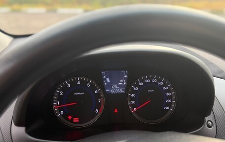 Hyundai Solaris II рестайлинг, 2013 год, 725 000 рублей, 8 фотография