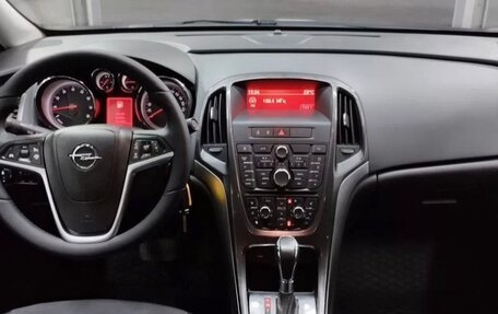 Opel Astra J, 2012 год, 950 000 рублей, 5 фотография