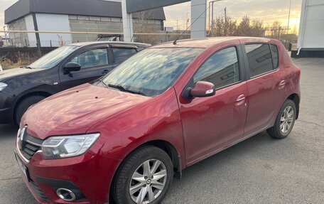 Renault Sandero II рестайлинг, 2019 год, 990 000 рублей, 1 фотография