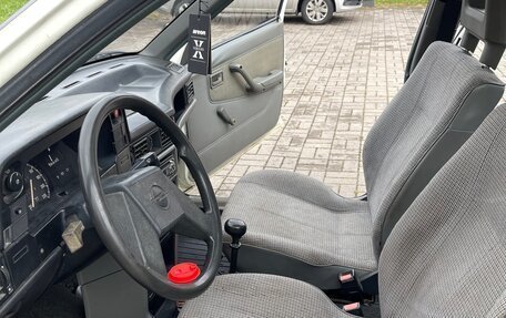 Opel Kadett E рестайлинг, 1987 год, 150 000 рублей, 27 фотография