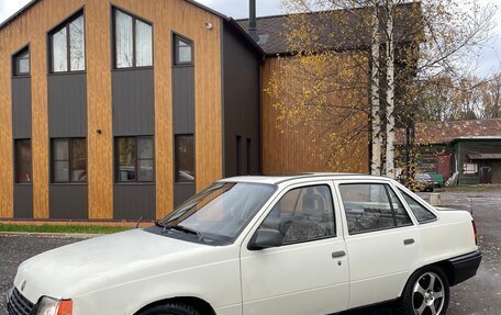 Opel Kadett E рестайлинг, 1987 год, 150 000 рублей, 40 фотография