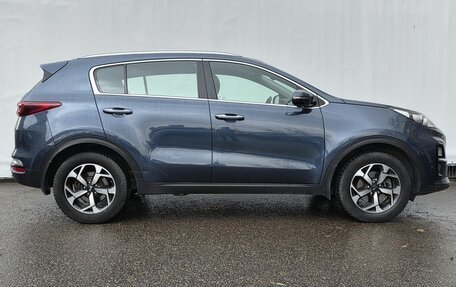 KIA Sportage IV рестайлинг, 2020 год, 2 100 000 рублей, 4 фотография