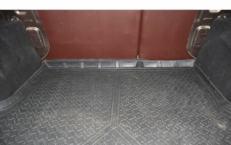 Renault Logan II, 2019 год, 1 049 000 рублей, 13 фотография