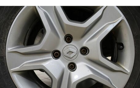 Renault Logan II, 2019 год, 1 049 000 рублей, 14 фотография