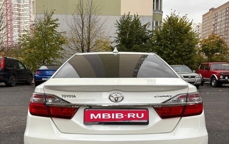 Toyota Camry, 2015 год, 1 755 000 рублей, 4 фотография