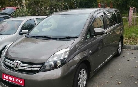 Toyota ISis I, 2014 год, 1 560 000 рублей, 1 фотография