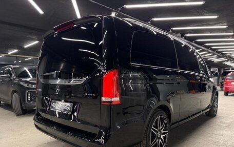 Mercedes-Benz V-Класс, 2024 год, 14 600 000 рублей, 3 фотография