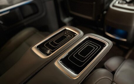 Mercedes-Benz V-Класс, 2024 год, 14 600 000 рублей, 19 фотография